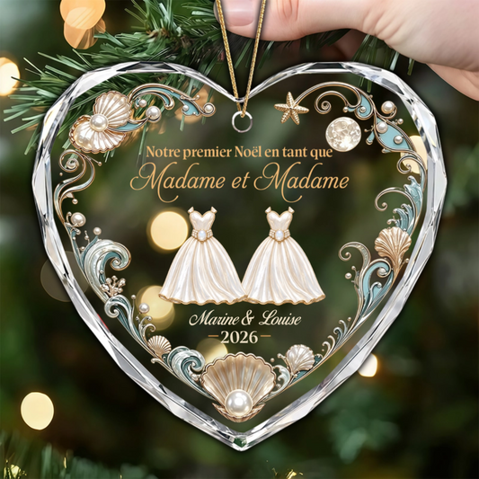 PremierNoelD_Amour CadeauPersonnalise_OrnementCoeurEnVerrePourCouples2