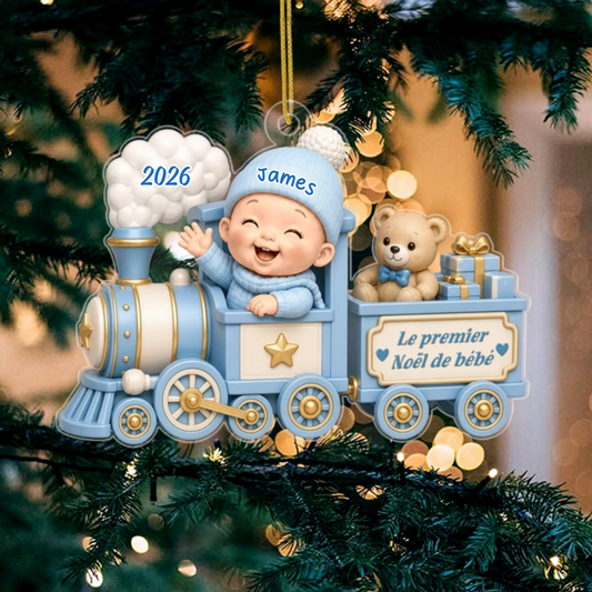 BebeDansUnPetitTrainJouetPourSonPremierNoel_CadeauPersonnaliseOrnementEnAcryliquePourNouveau Ne
